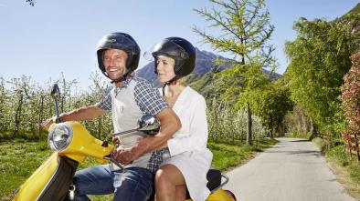 Vespa Tour zum Bierkeller nach Latsch