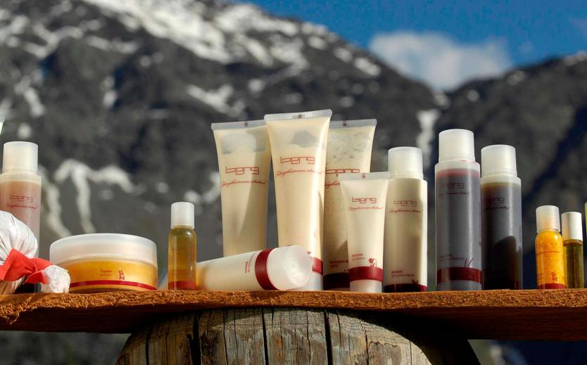 Peeling and cosmetic products from Berg